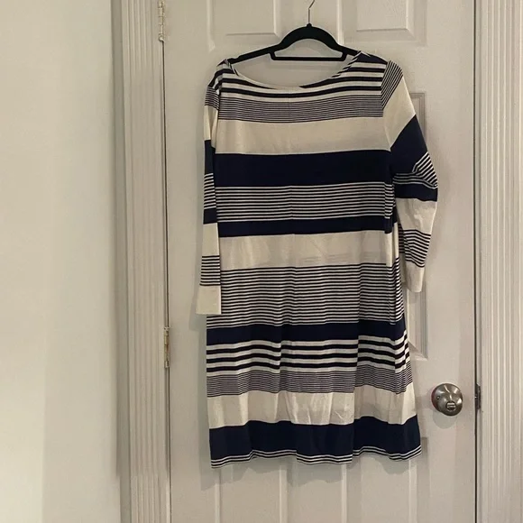 Lily Pulitzer Dress - Picture 2 of 3